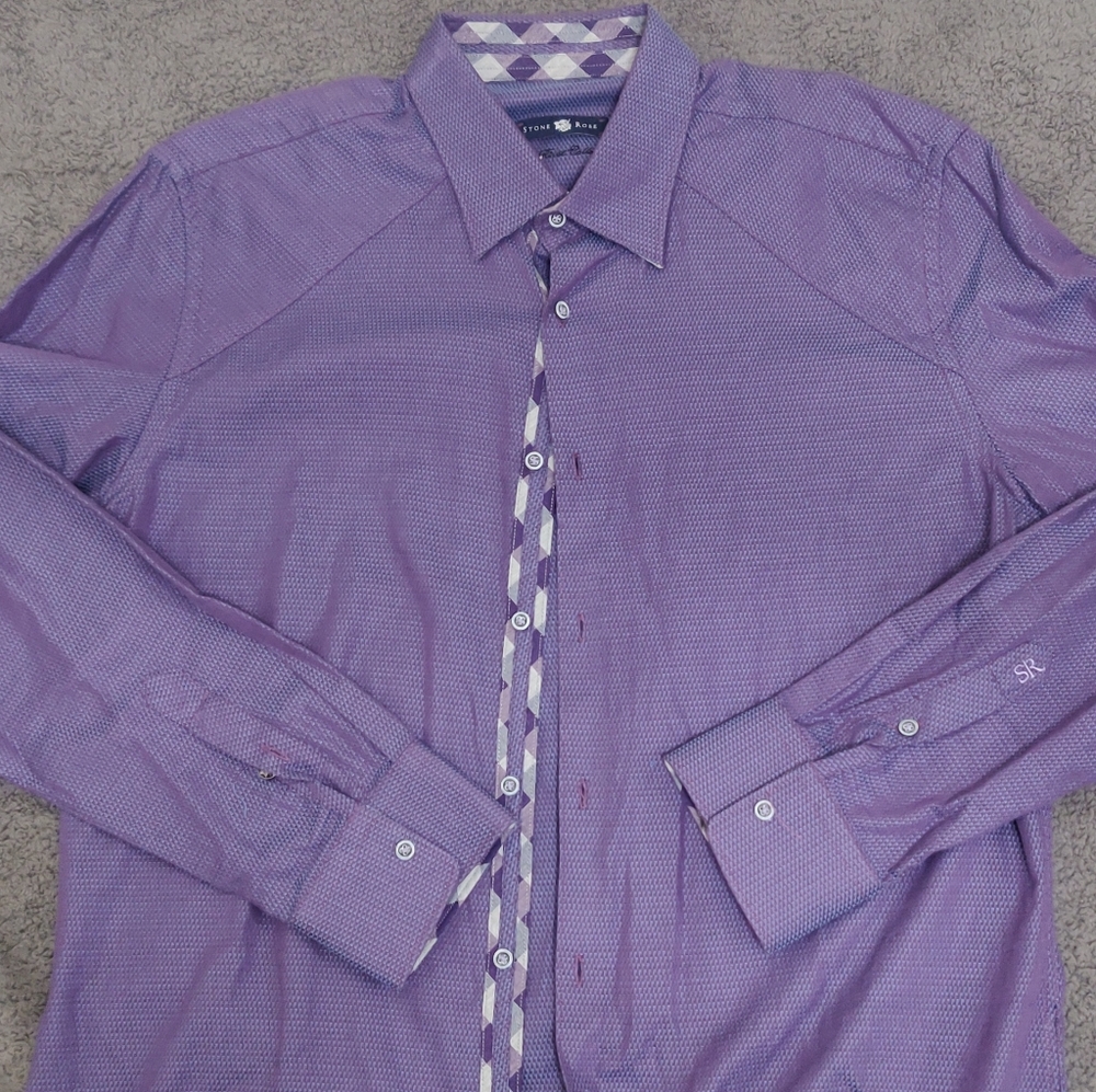 Stone Rose long sleeve button down dress shirt.
